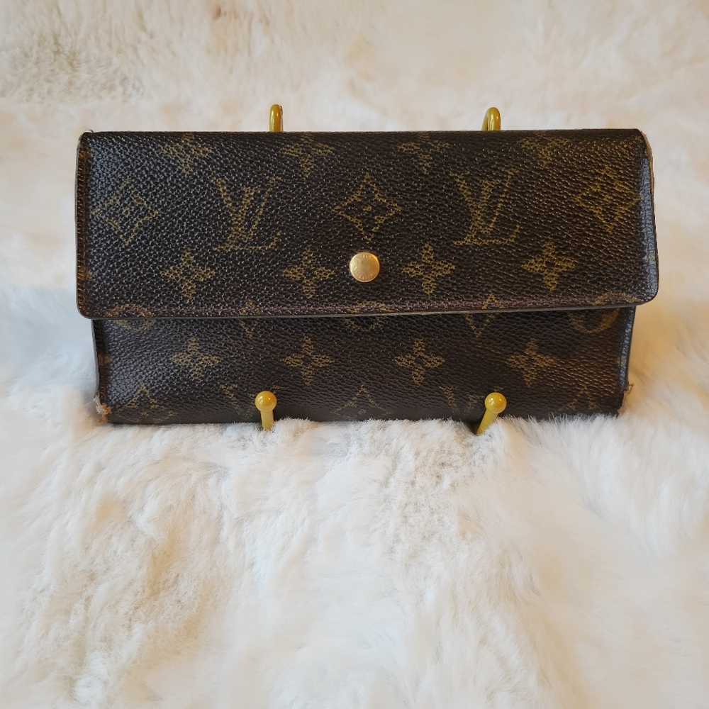 Louis Vuitton Wallet Clutch